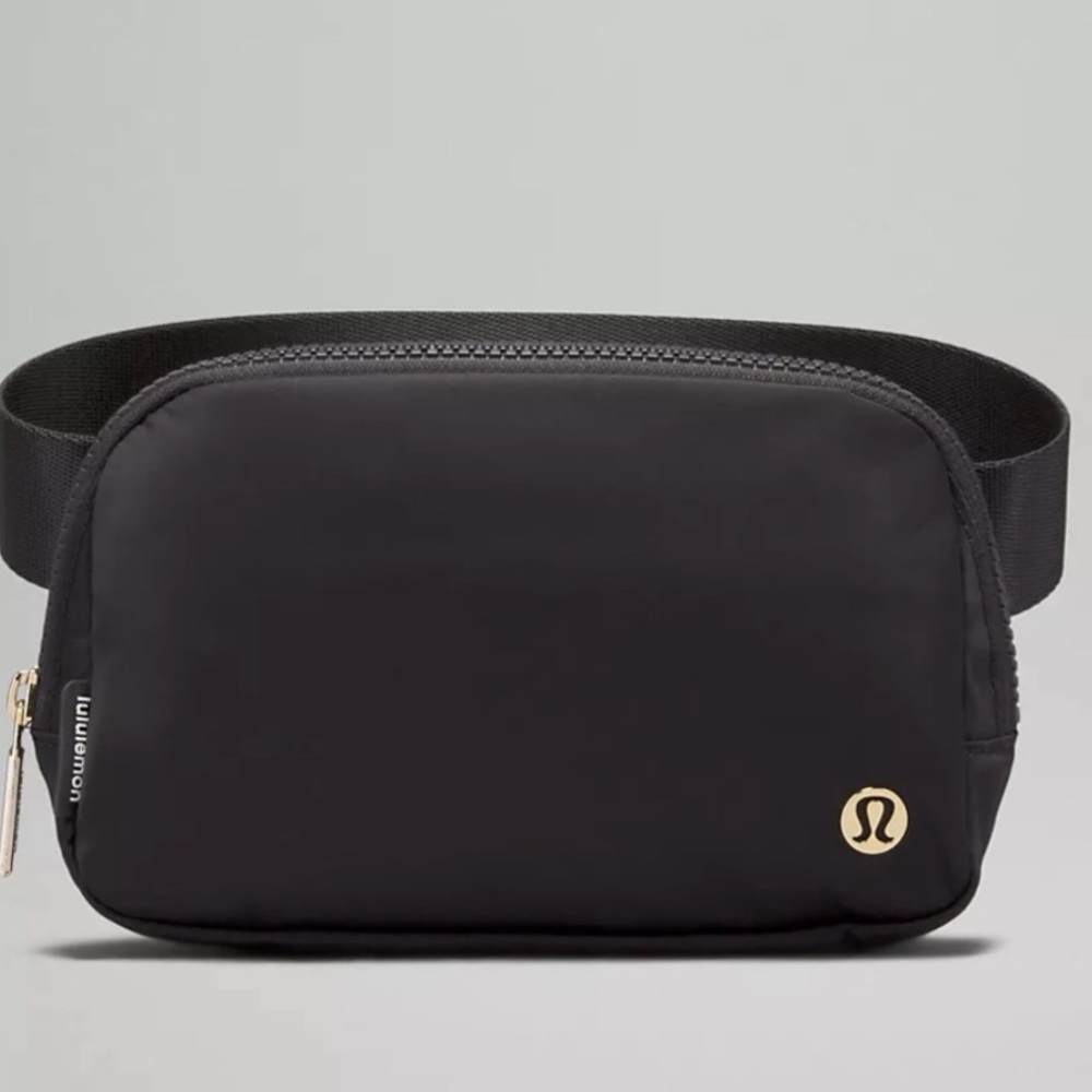 Lululemon Everywhere Belt Bag with Gold Logo